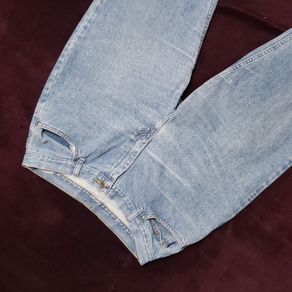 RARE!! Vintage Plus Size Chic High Waist Faded Light Wash Curvy "Mom" Jeans - Picture 4 of 11